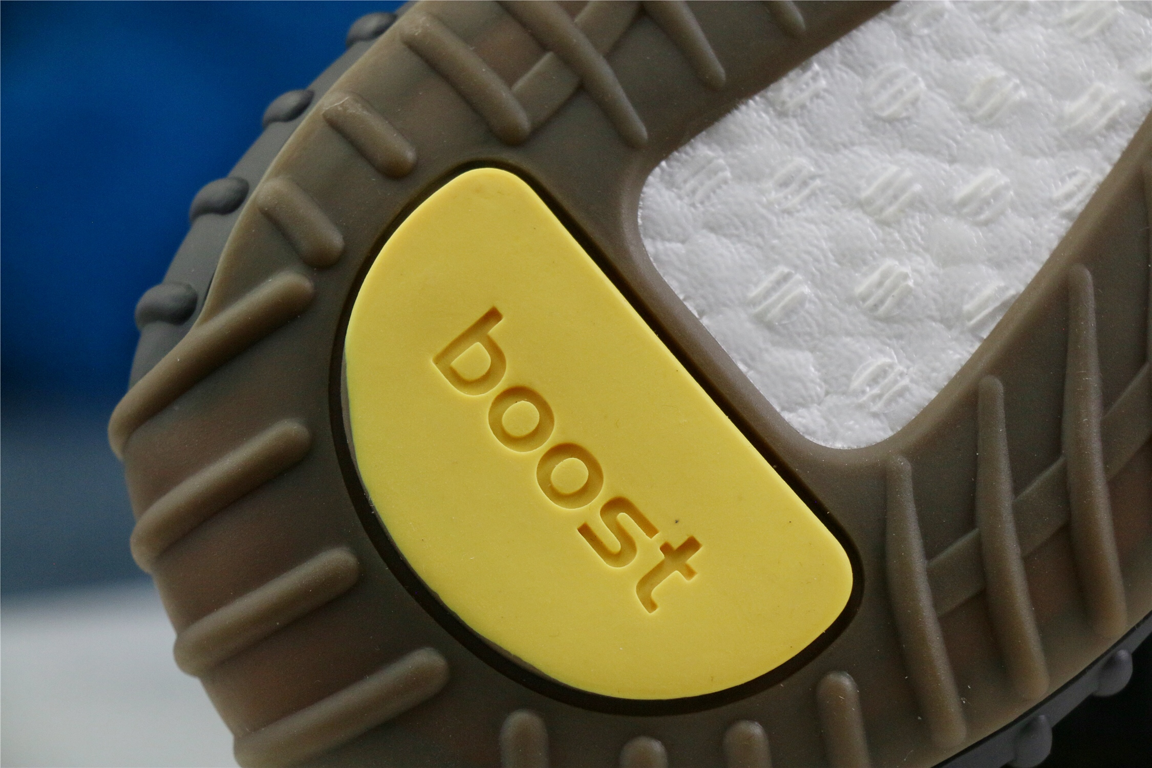 2020 Yeezy 350 V2  Cinder  Reflective (Ln5 A1)