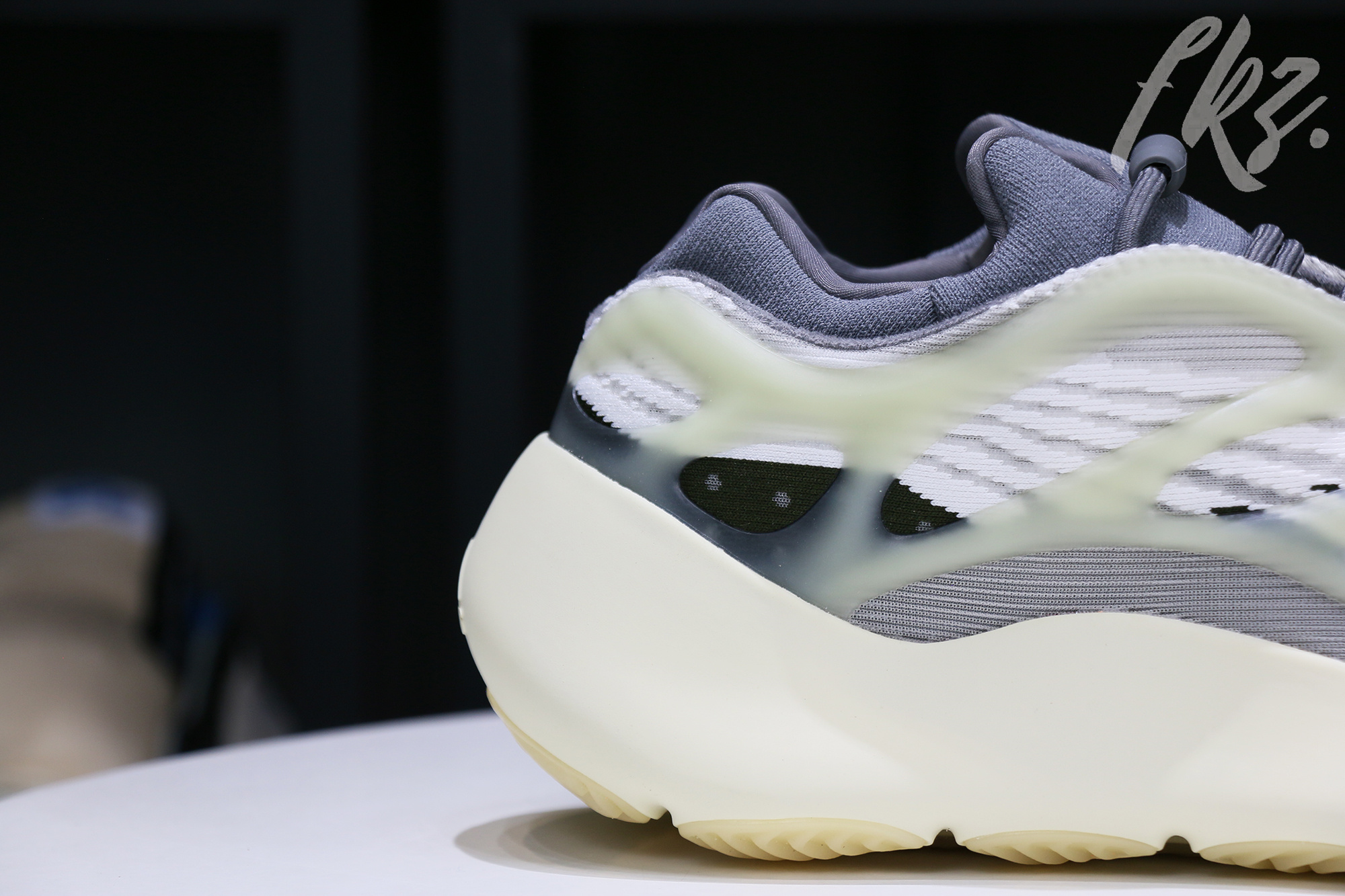Yeezy 700 V3 ‘Fade Salt’ 2022