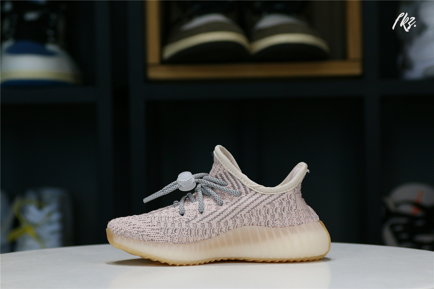 Yeezy 350 Boost   Synth  NR Kid (Ln5 A1)