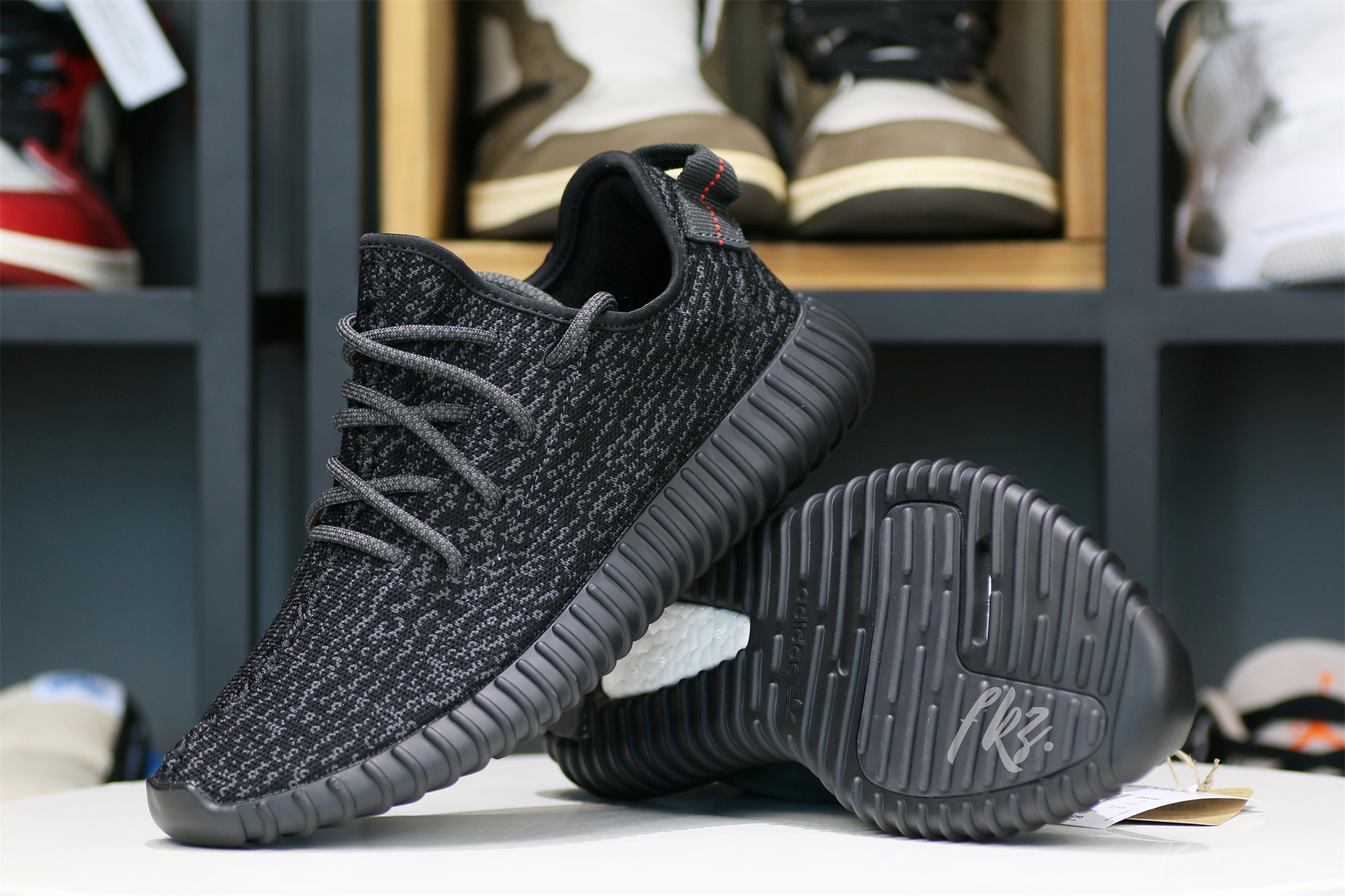 Yeezy 350 ‘Pirate Black' 2022