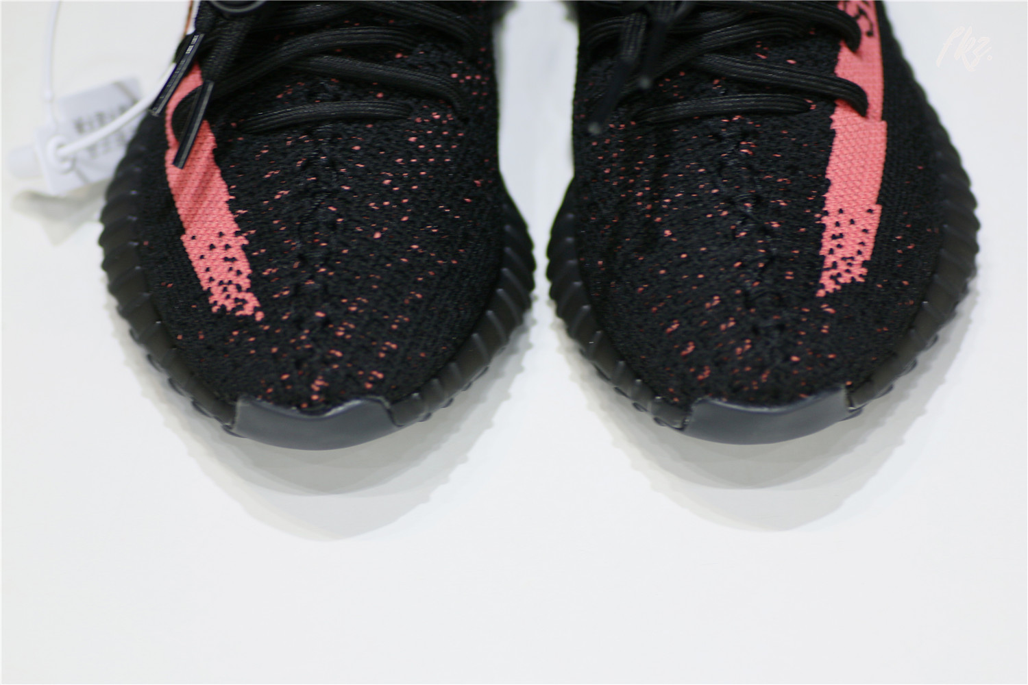 Yeezy 350 V2 Boost Core  Black Red Kid(Ln5 A1)