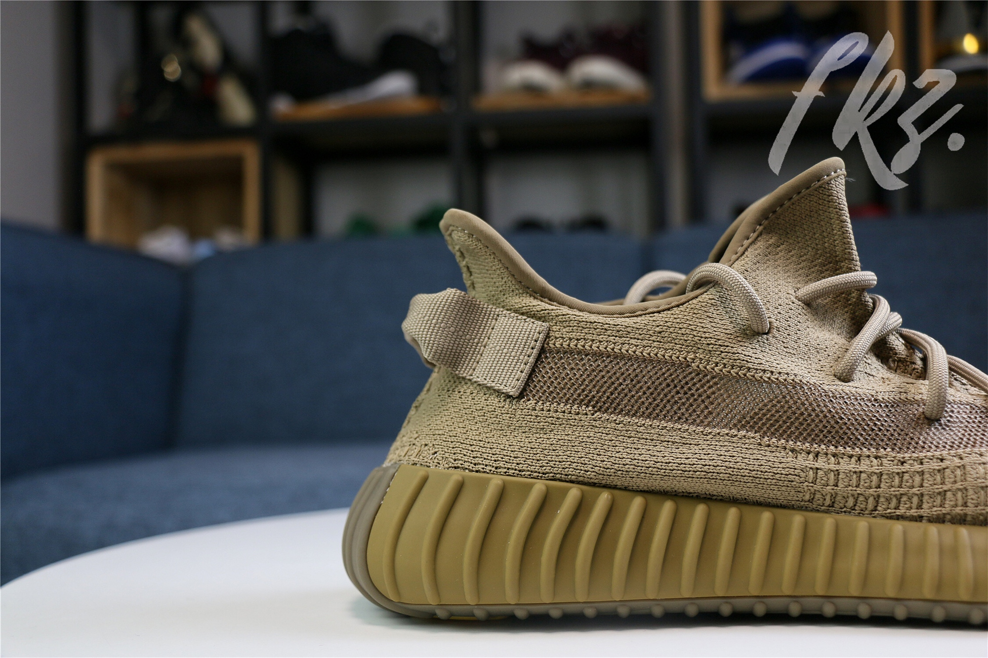 2020 Yeezy 350 V2  Earth  (Ln5 A1)