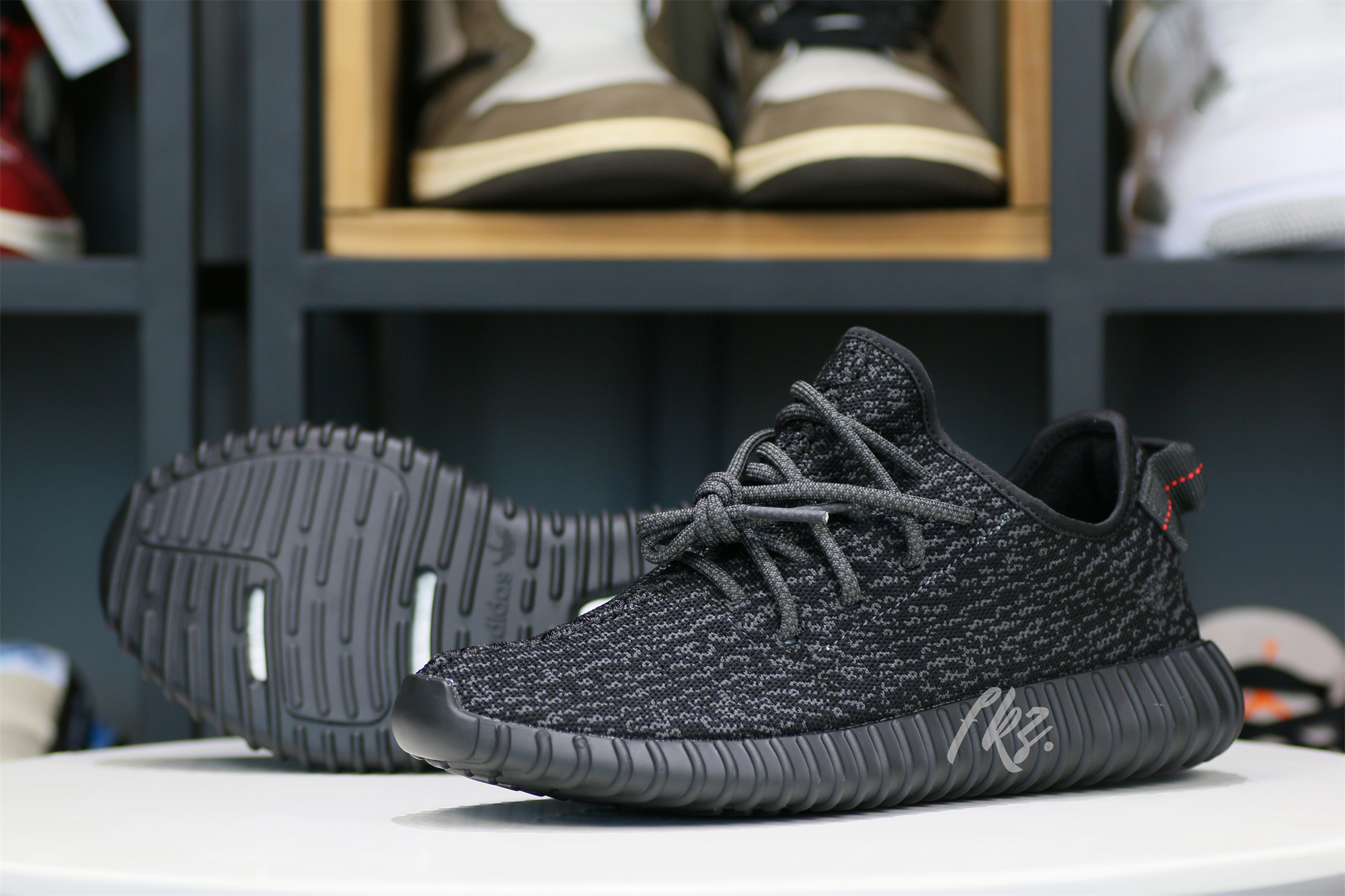 Yeezy 350 ‘Pirate Black' 2022