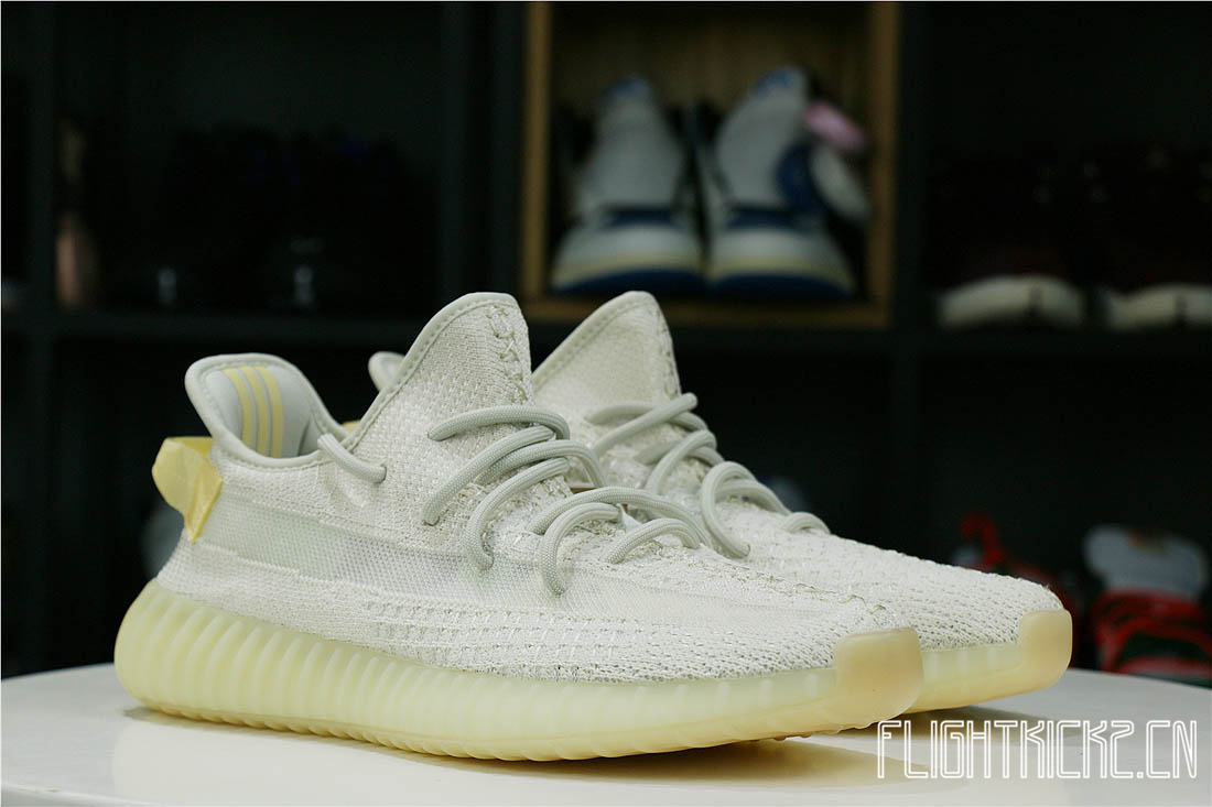 Yeezy 350 V2  Light  UV 2021