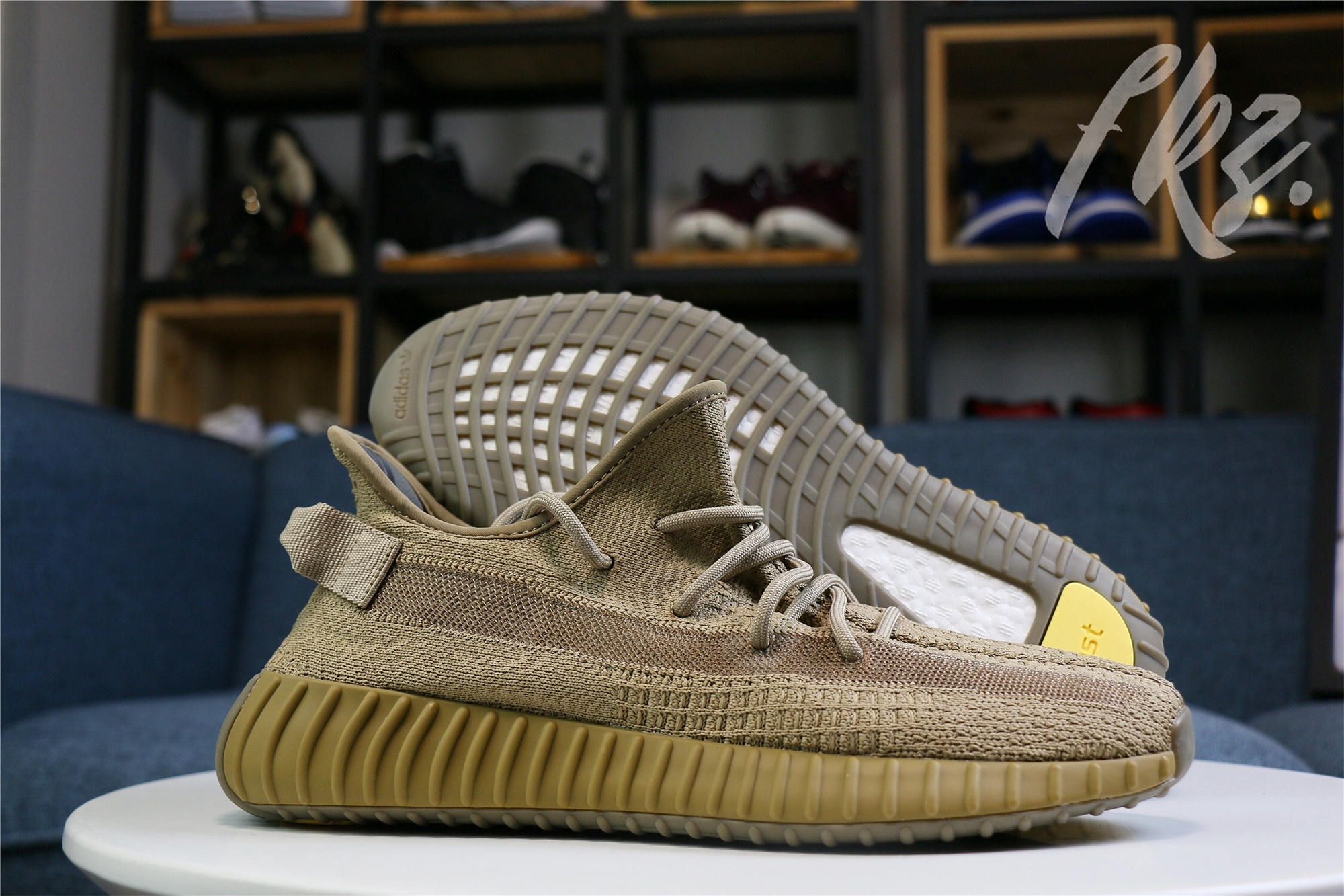 2020 Yeezy 350 V2  Earth  (Ln5 A1)