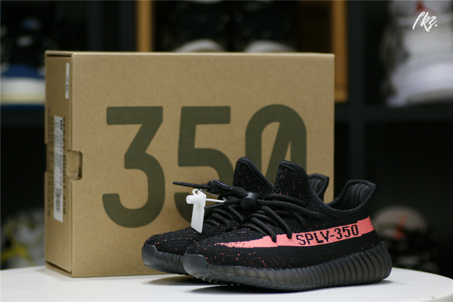 Yeezy 350 V2 Boost Core  Black Red Kid(Ln5 A1)