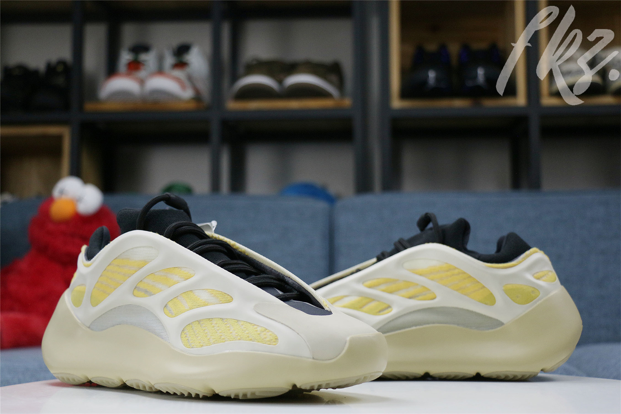 Adidas Yeezy 700 V3 Safflower