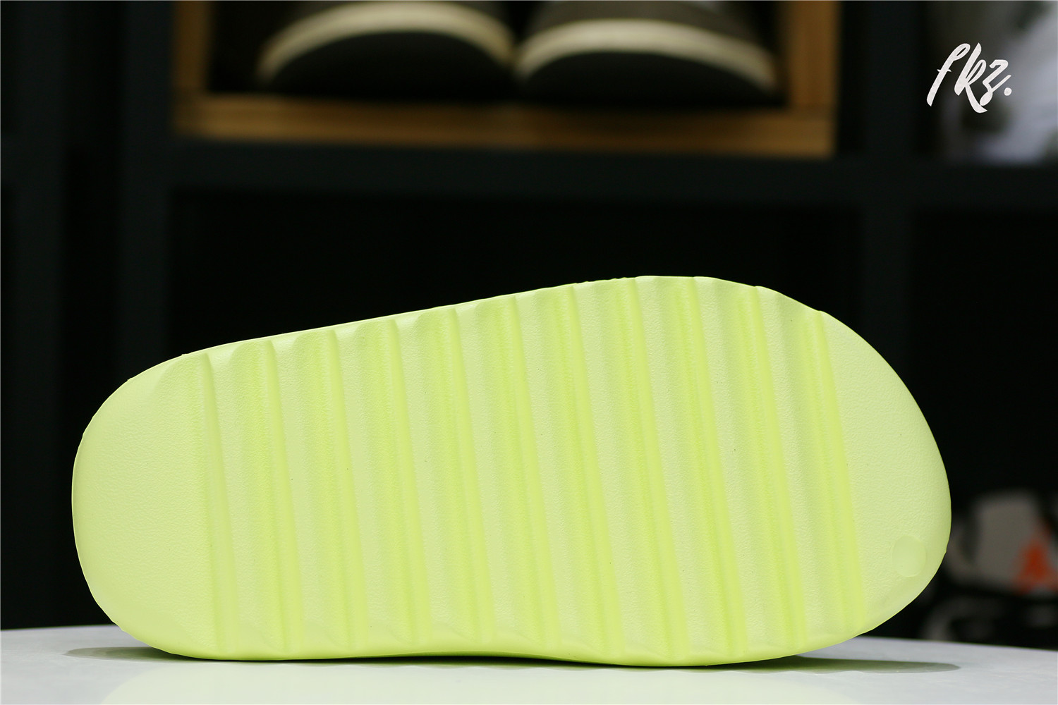 adidas Yeezy Slide Glow Green (2022) (Restock)