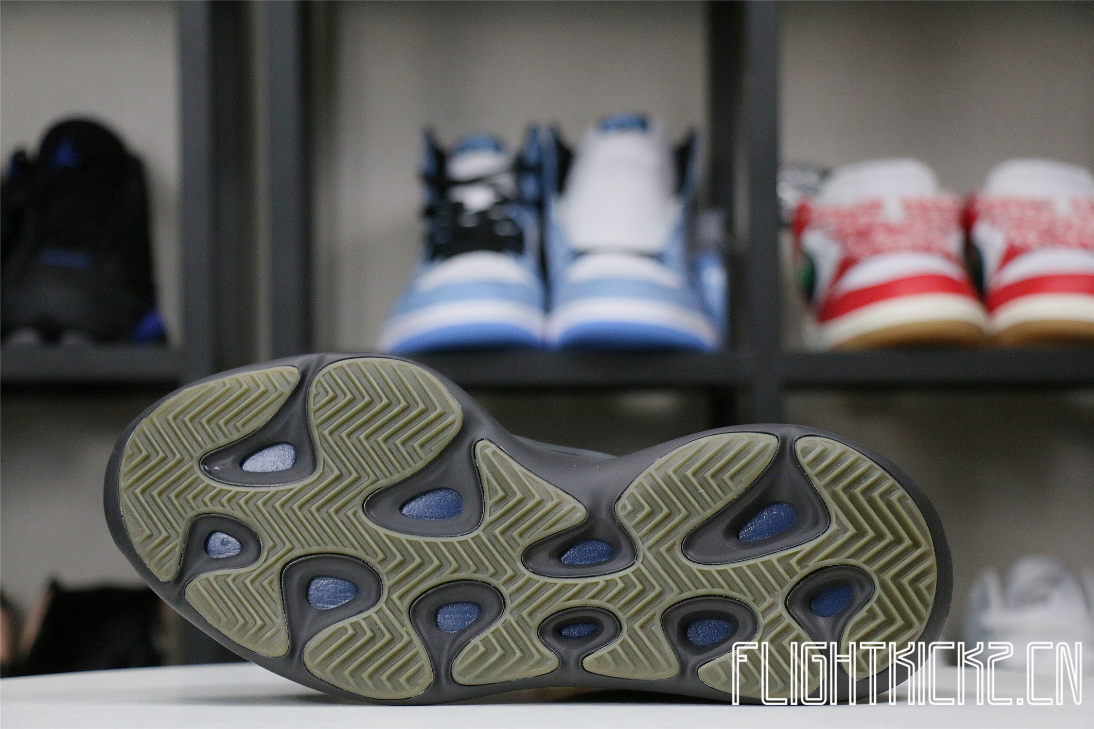 Adidas Yeezy 700 V3 Clay Brown