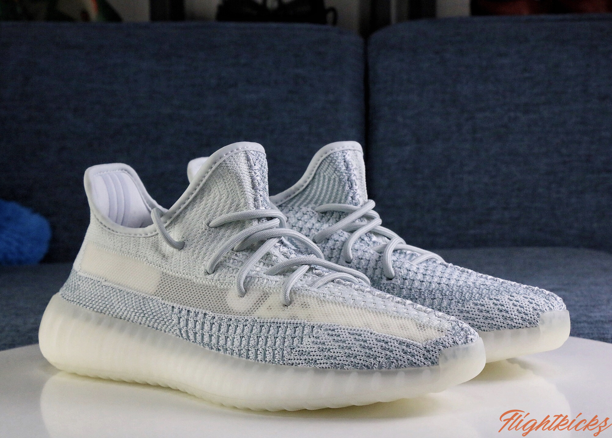 2019 Yeezy 350 V2  Cloud White  None Reflective（Ln5 A1)