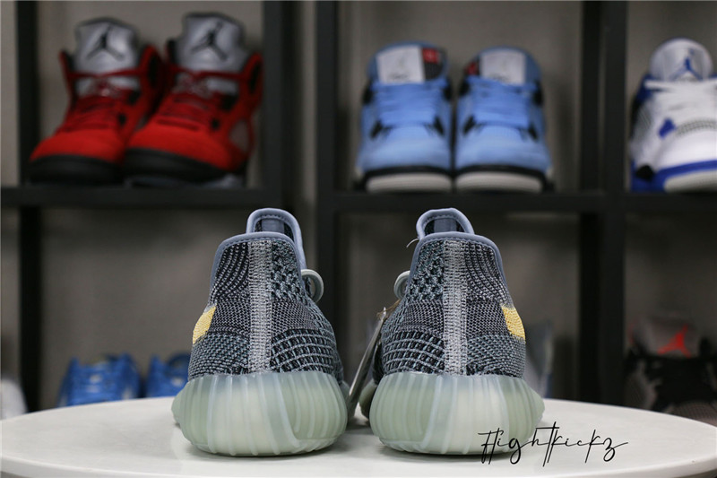 Yeezy Boost 350 V2 Ash Blue 2021
