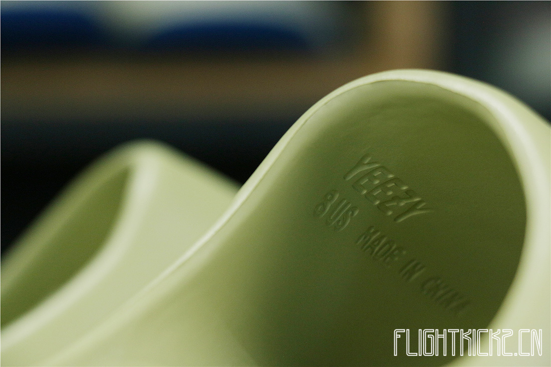Kanye West Yeezy Slide Resin 2019(FX0494豆绿）