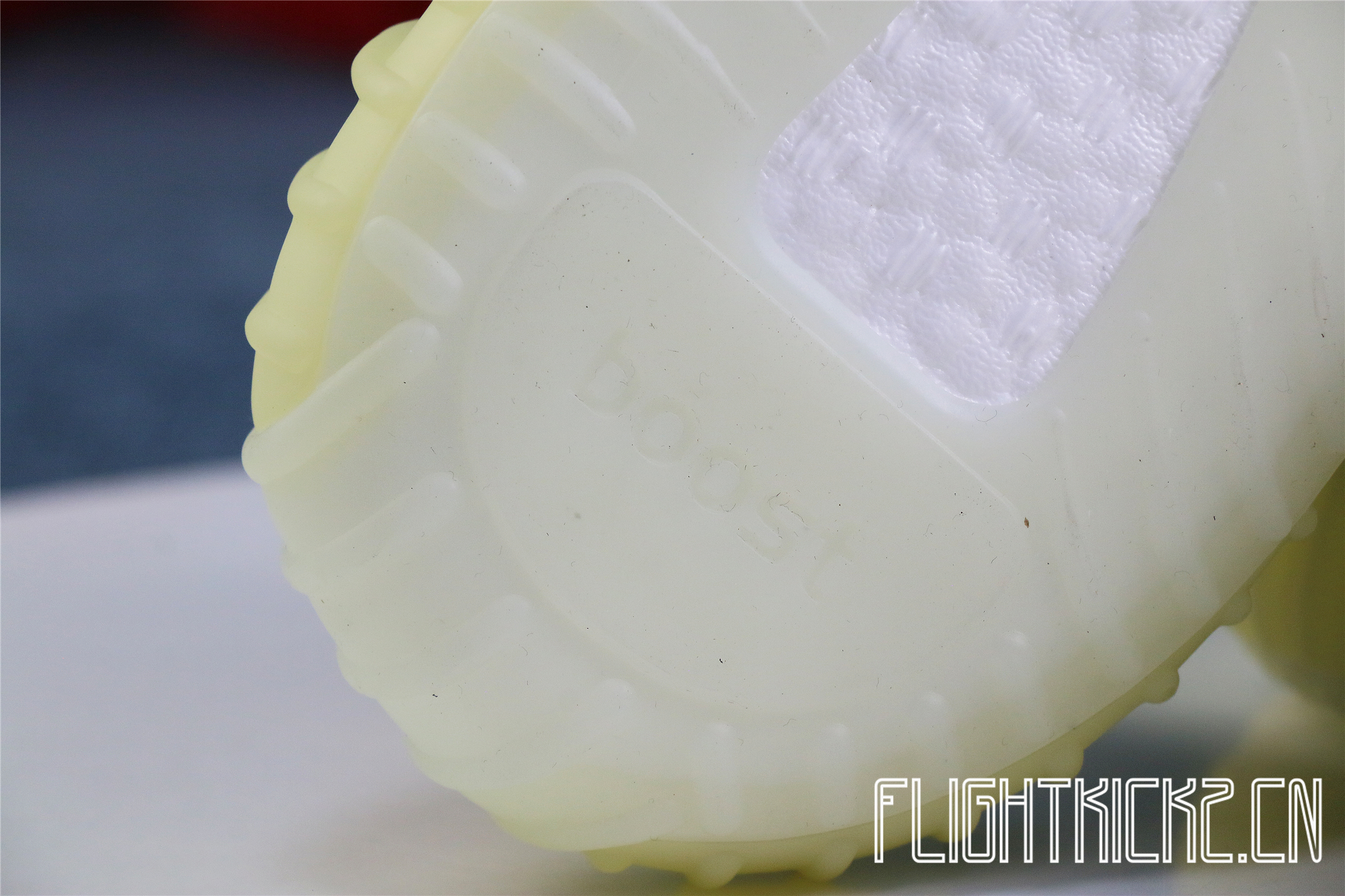 2020 Yeezy 350 V2  Marsh  Reflective Stripe(Ln5 A1)