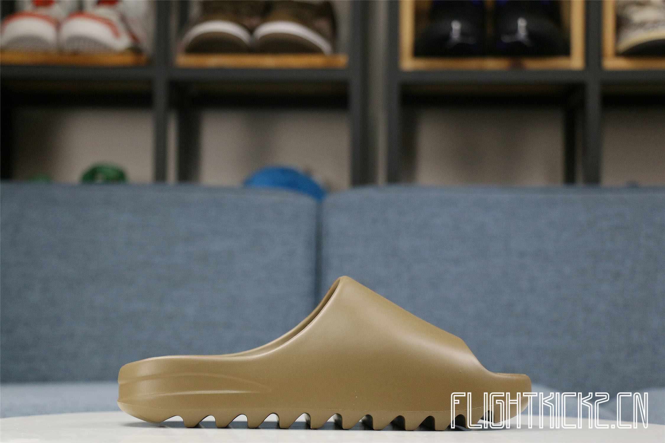 Yeezy Slides Earth Brown 2020（FV8425咖啡）