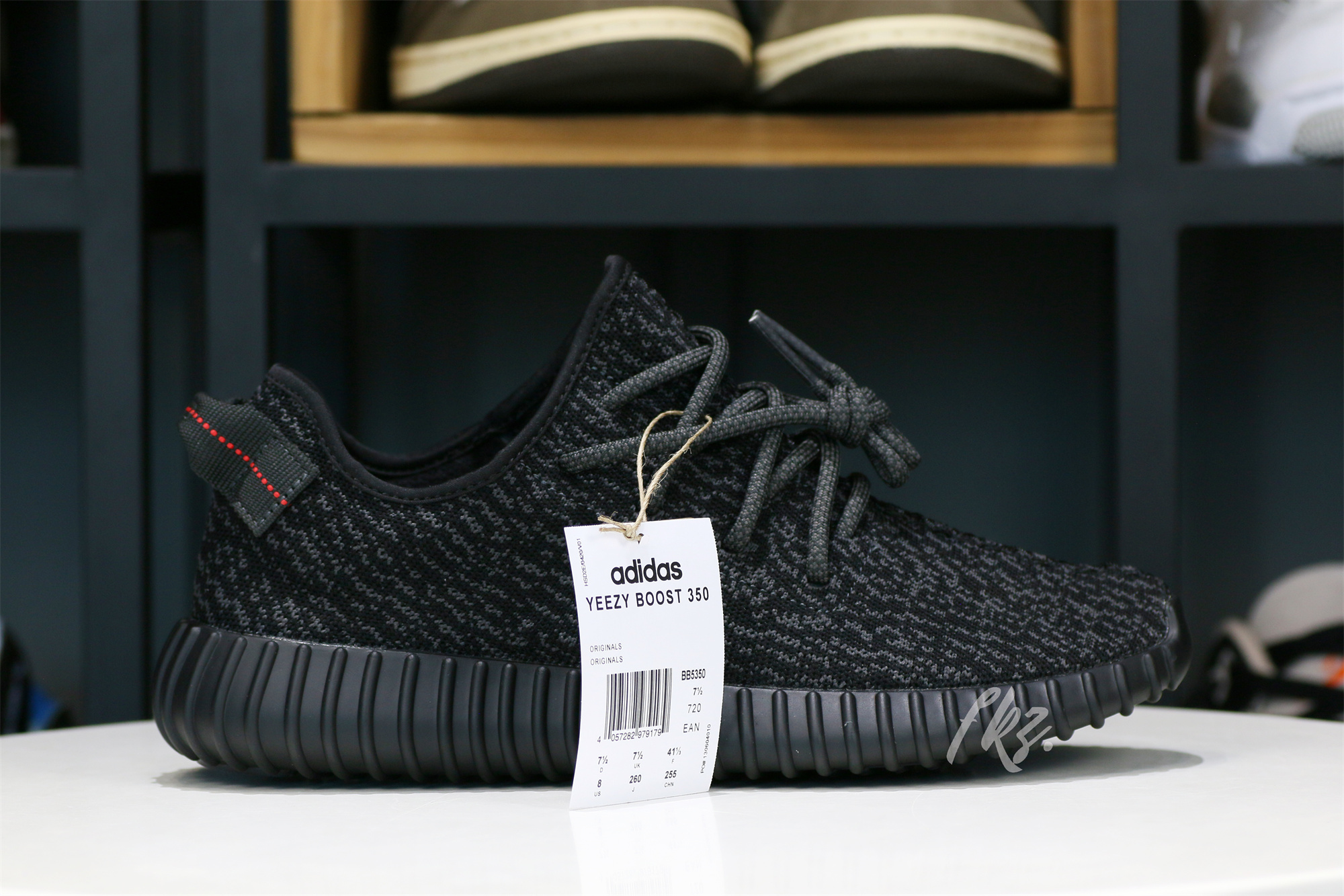 Yeezy 350 ‘Pirate Black' 2022