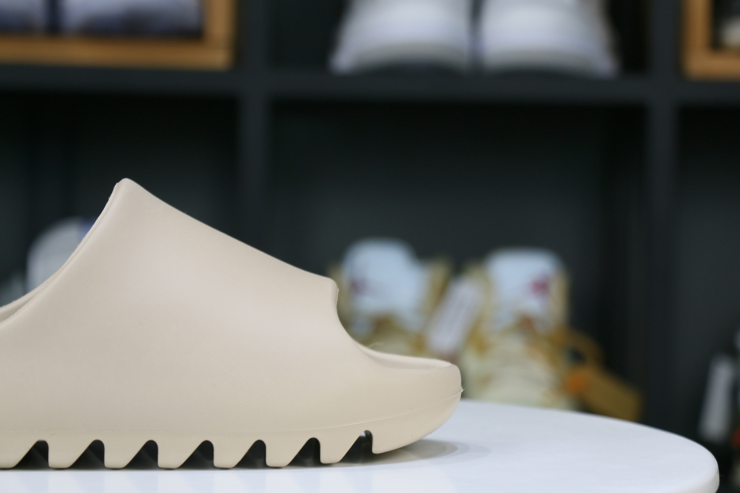 Yeezy Slides Pure 2021（GZ5554暖沙黄）