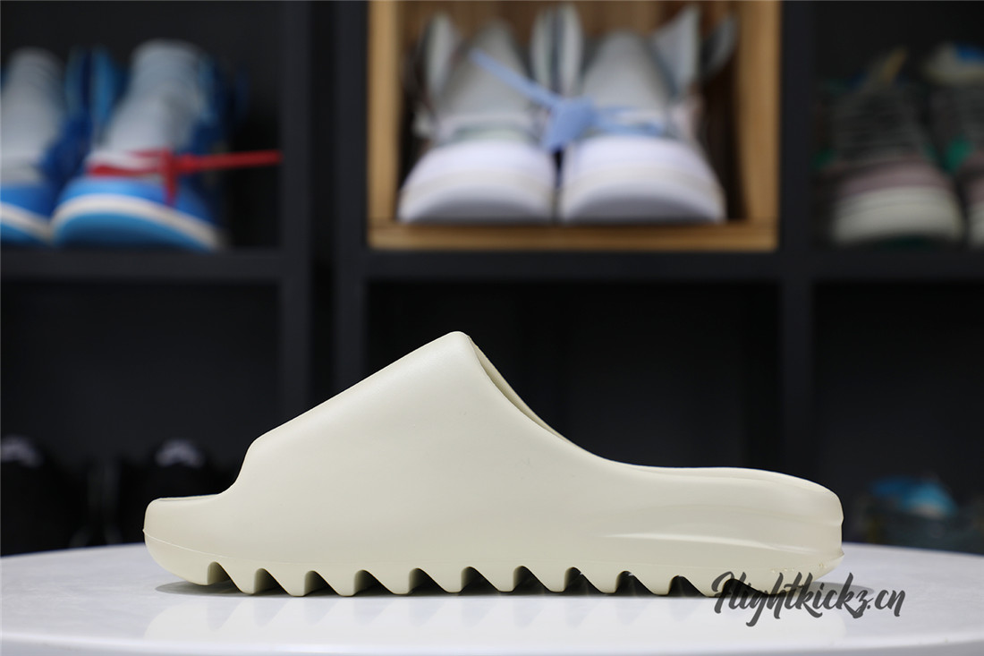 Kanye West Yeezy Slide Bone 2019（FW6345骨白）