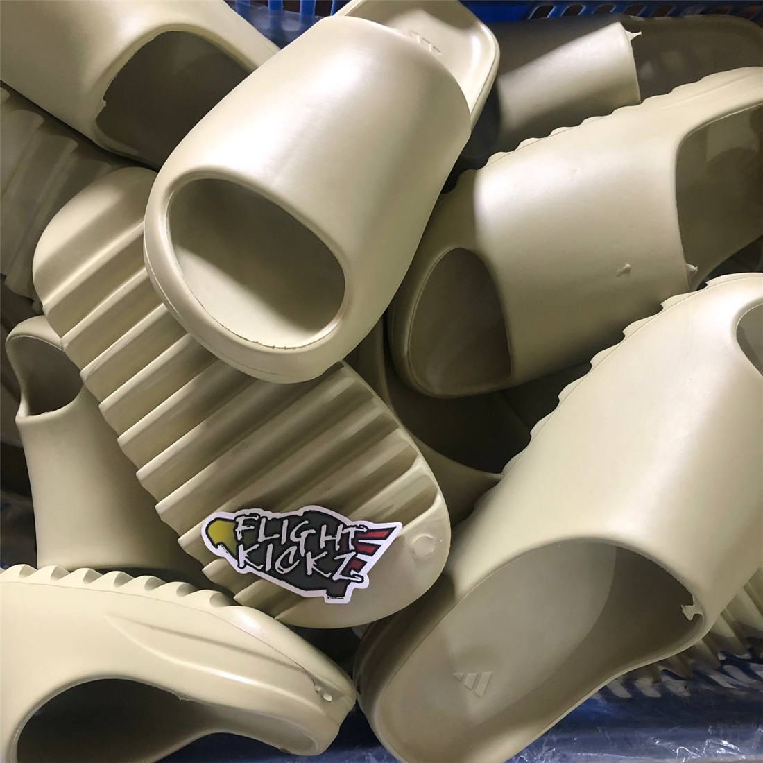 Yeezy Slides Desert Sand 2019（FW6344沙色）