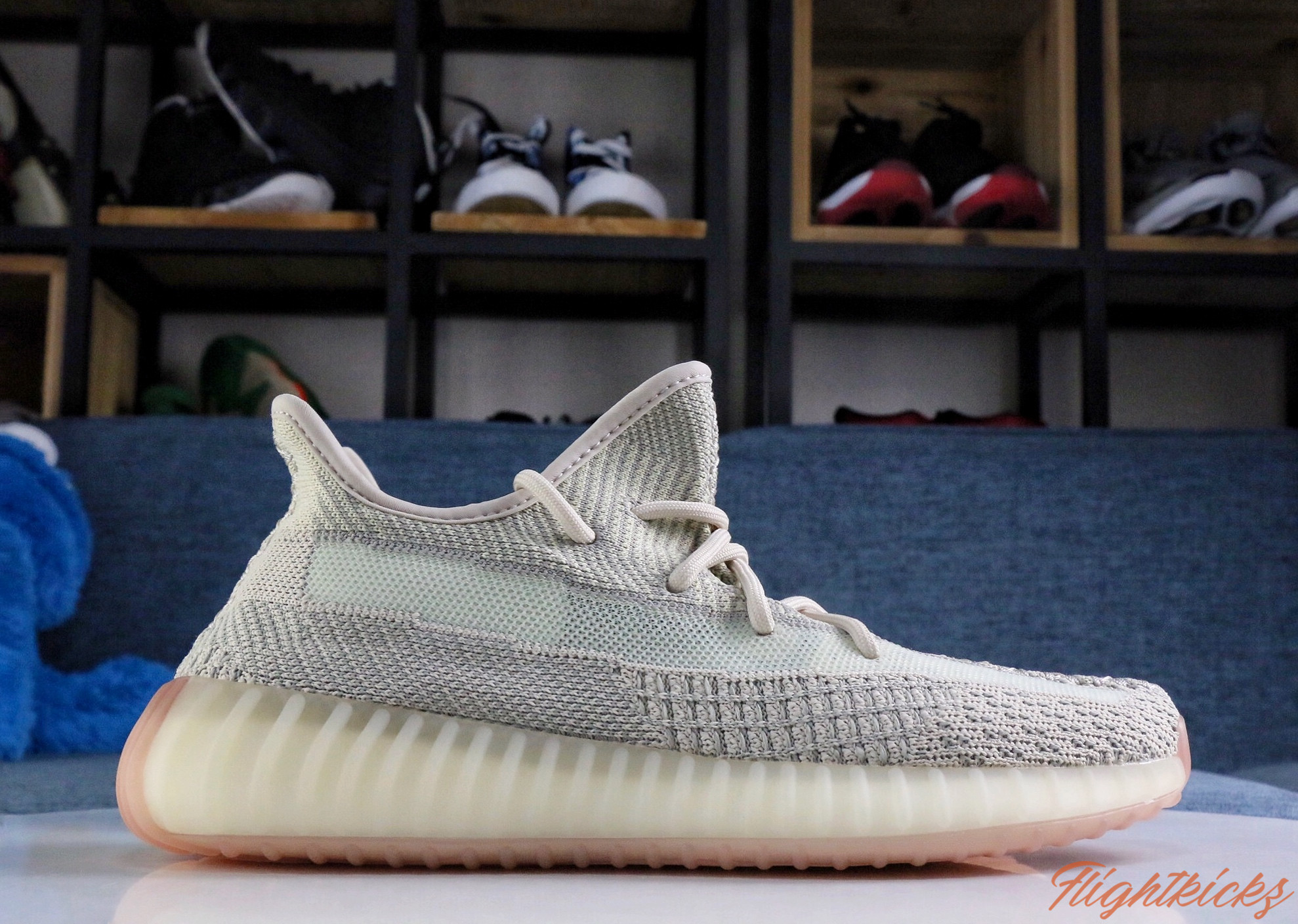 2019 Yeezy 350 V2  Citrin  None Reflective（Ln5 A1)