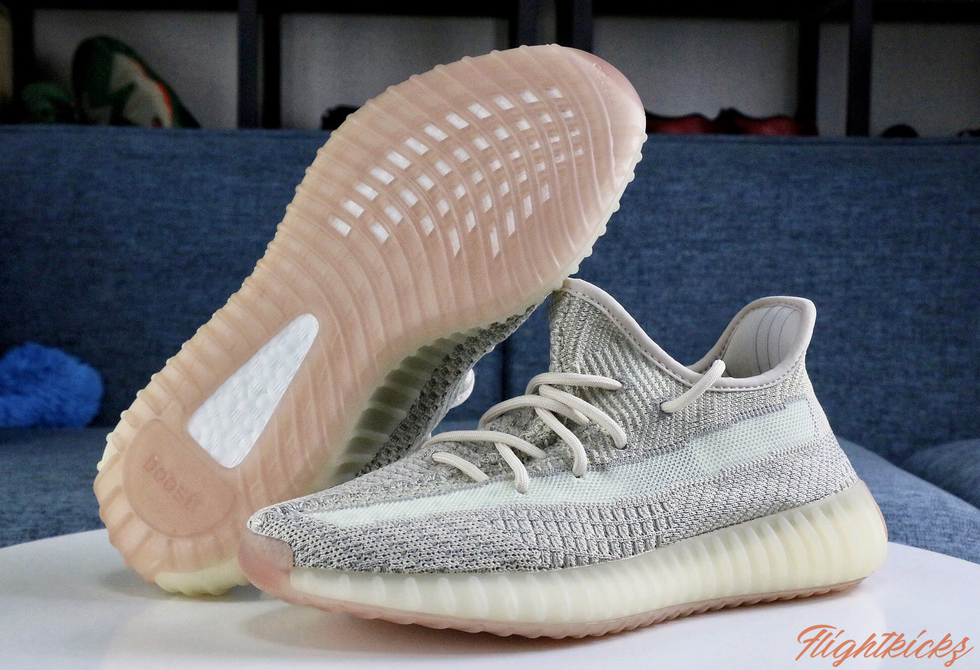 2019 Yeezy 350 V2  Citrin  None Reflective（Ln5 A1)
