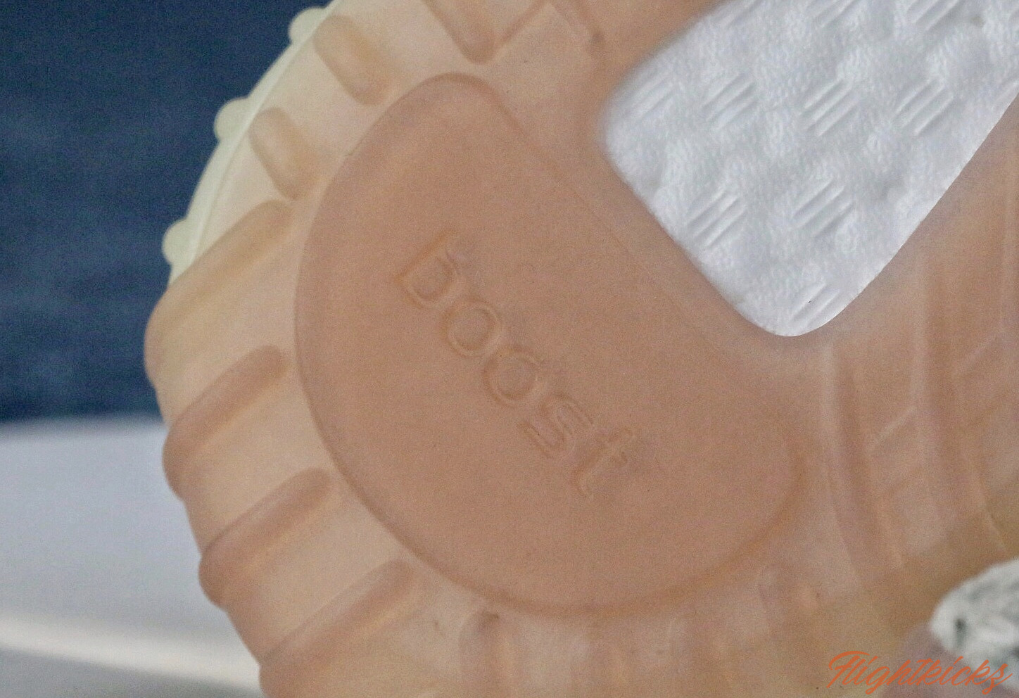 2019 Yeezy 350 V2  Citrin  None Reflective（Ln5 A1)