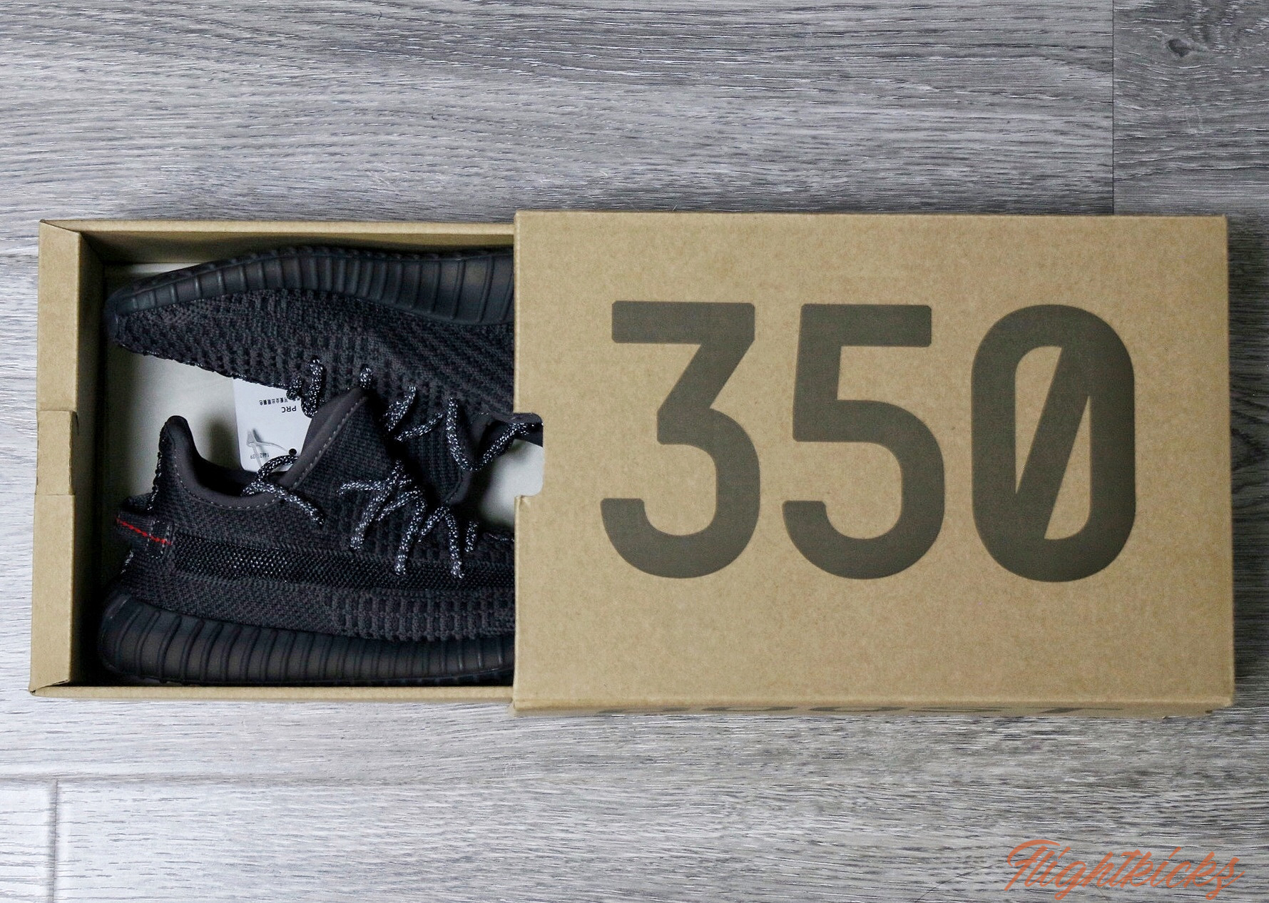 Yeezy 350 Boost   Black Static  NR Kid (Ln5 A1)