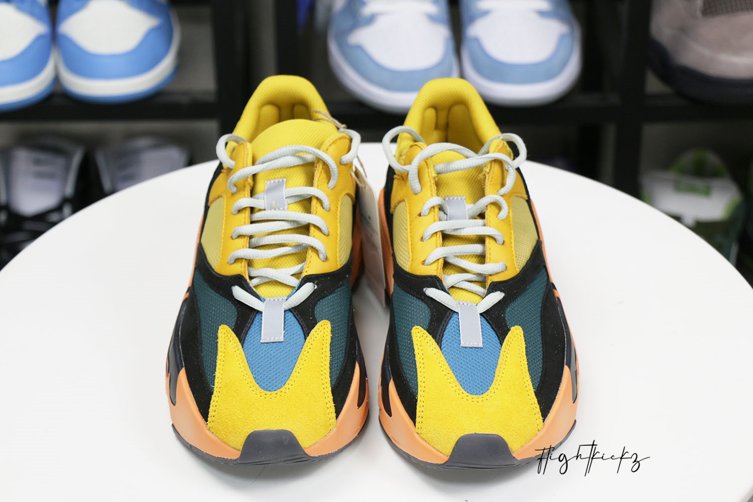 Yeezy Boost 700 Sun 2021