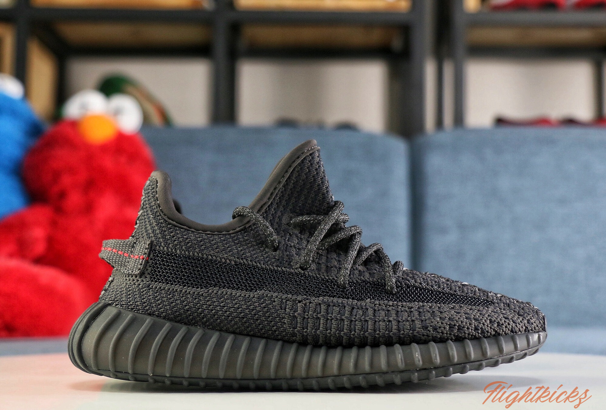 Yeezy 350 Boost   Black Static  NR Kid (Ln5 A1)