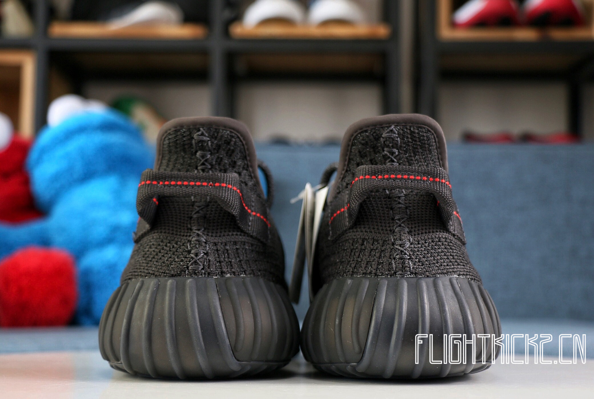 Yeezy 350 Boost V2 Black Static Black Reflective (LN5 A1)