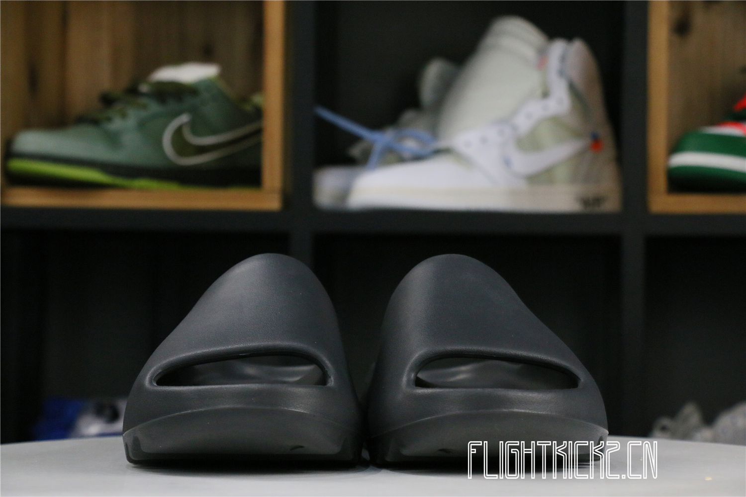 adidas Yeezy Slide Onyx