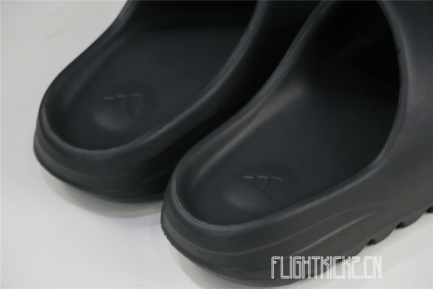 adidas Yeezy Slide Onyx