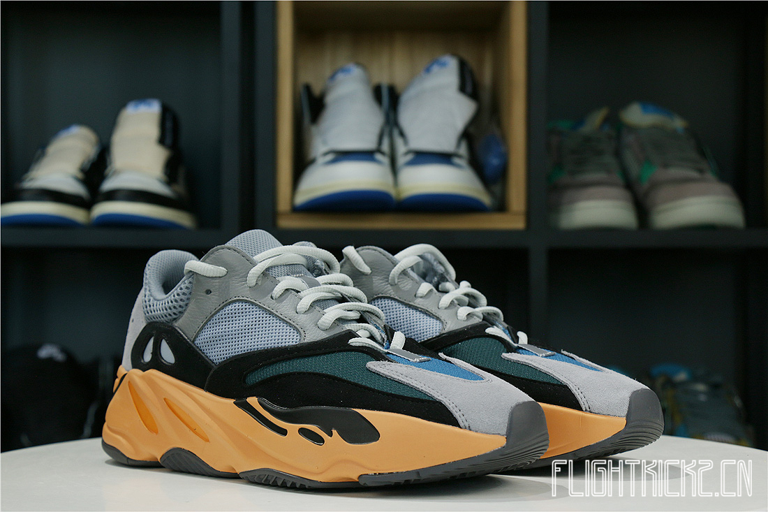 Yeezy Boost 700  Wash Orange  2021