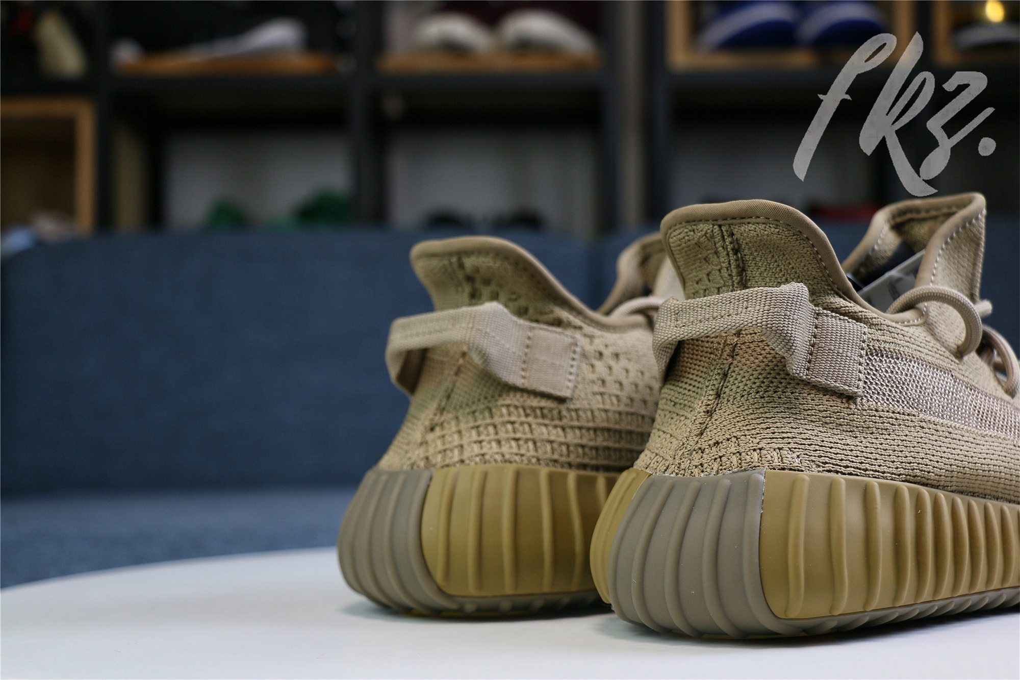 2020 Yeezy 350 V2  Earth  (Ln5 A1)