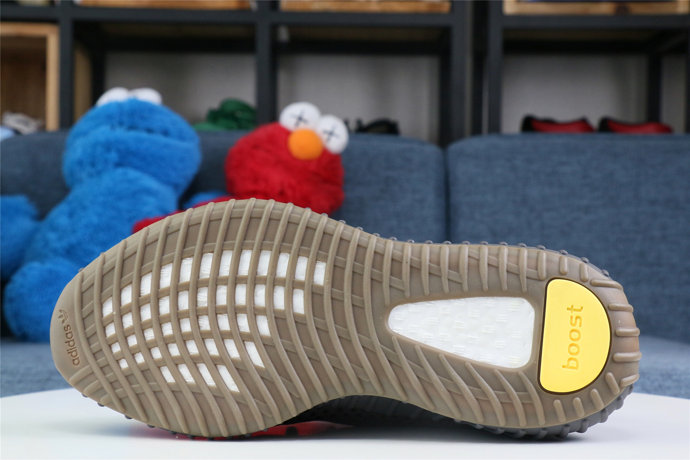 2020 Yeezy 350 V2  Cinder  Reflective (Ln5 A1)