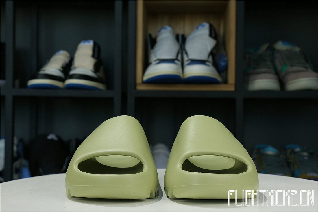 Kanye West Yeezy Slide Resin 2021（GZ5551绿）