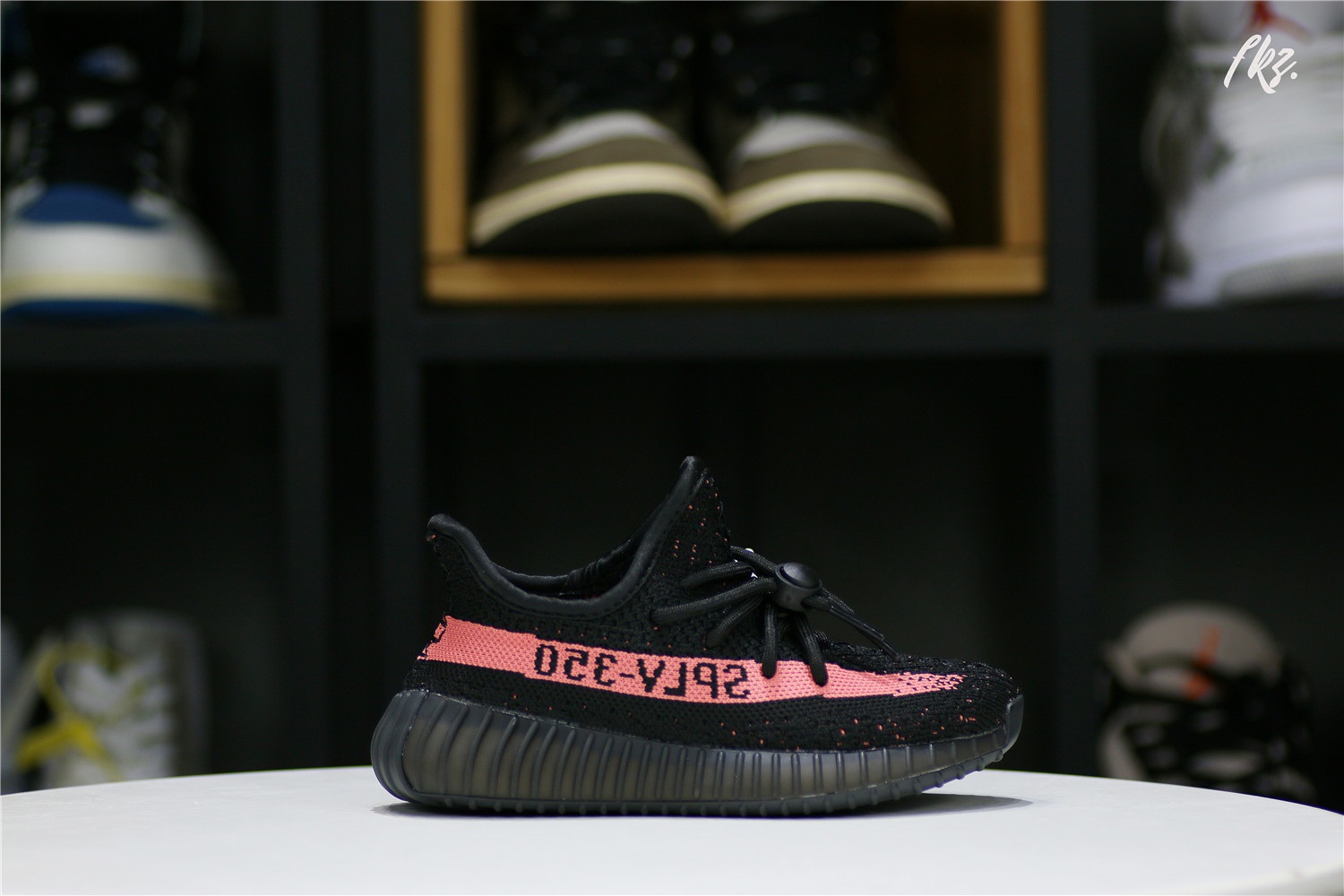 Yeezy 350 V2 Boost Core  Black Red Kid(Ln5 A1)