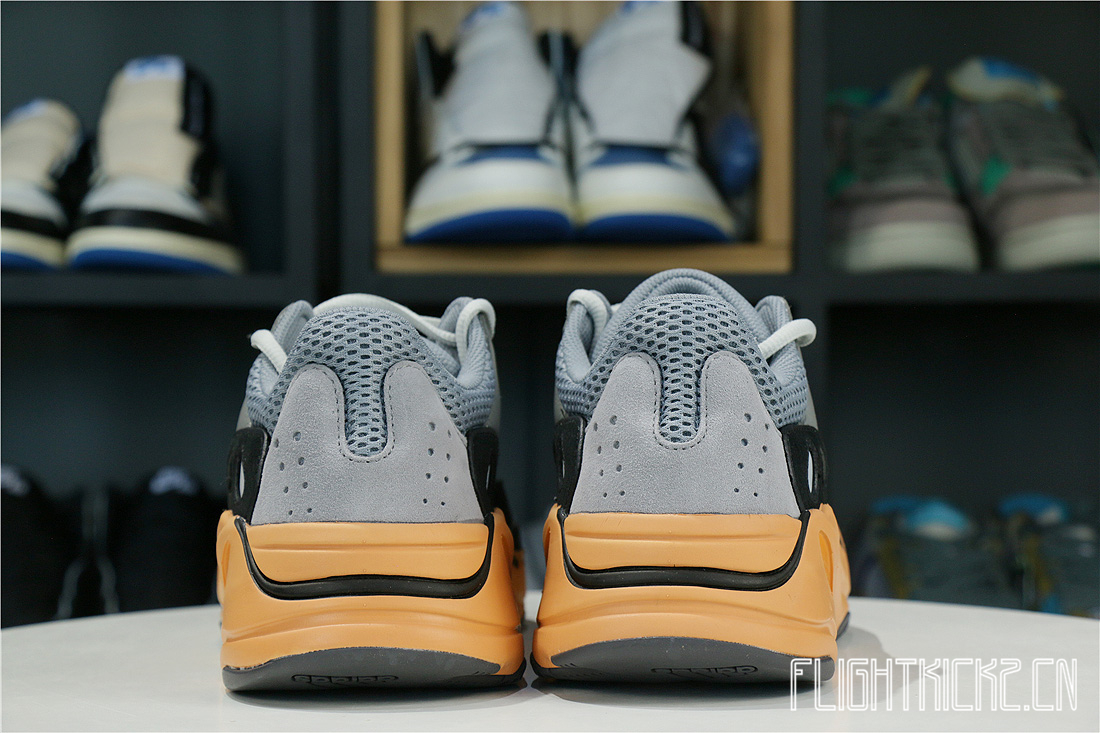 Yeezy Boost 700  Wash Orange  2021