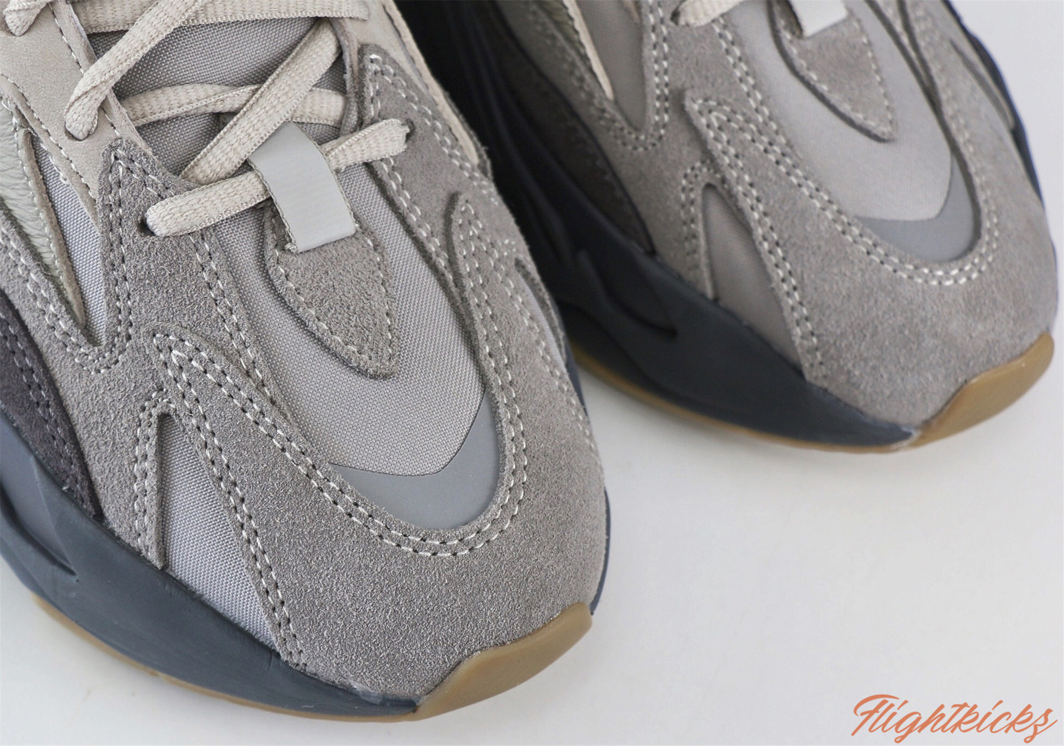 Adidas Yeezy Boost 700 V2 “Tephra”