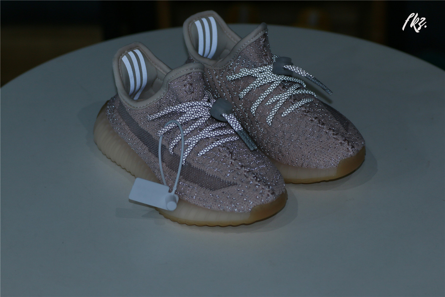 Yeezy 350 Boost   Synth  NR Kid (Ln5 A1)