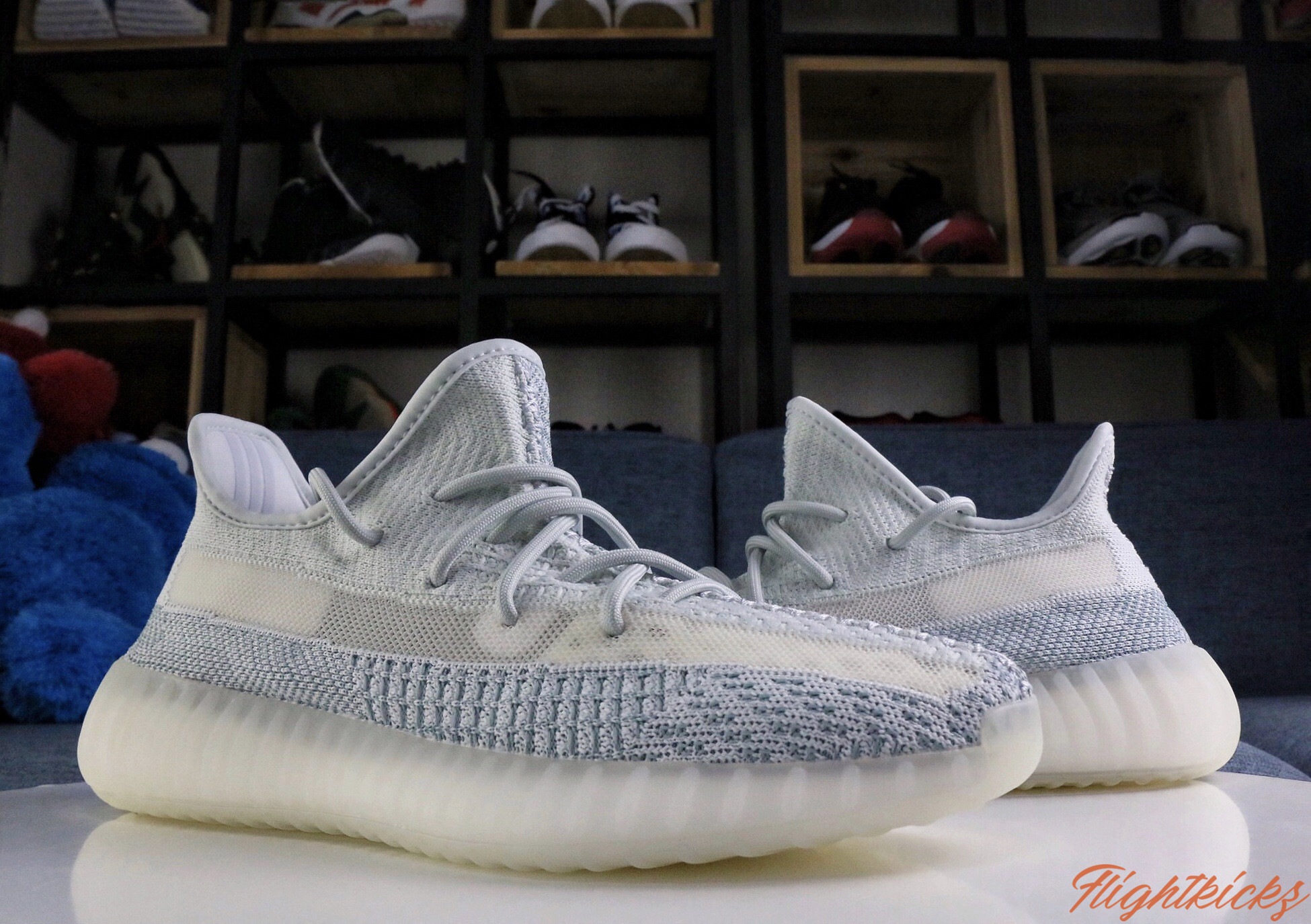 2019 Yeezy 350 V2  Cloud White  None Reflective（Ln5 A1)