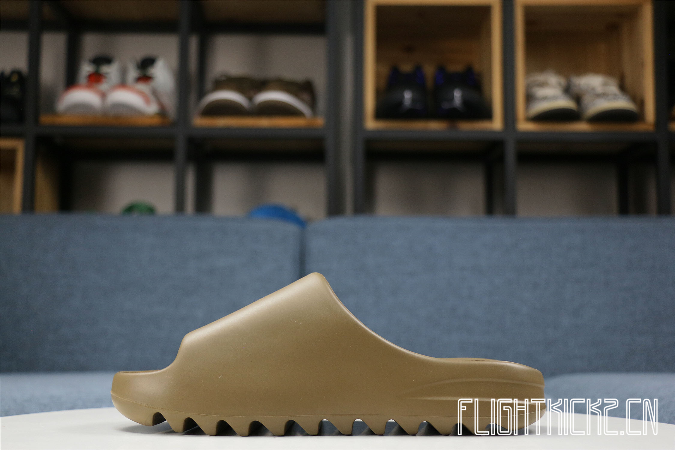 Yeezy Slides Earth Brown 2020（FV8425咖啡）