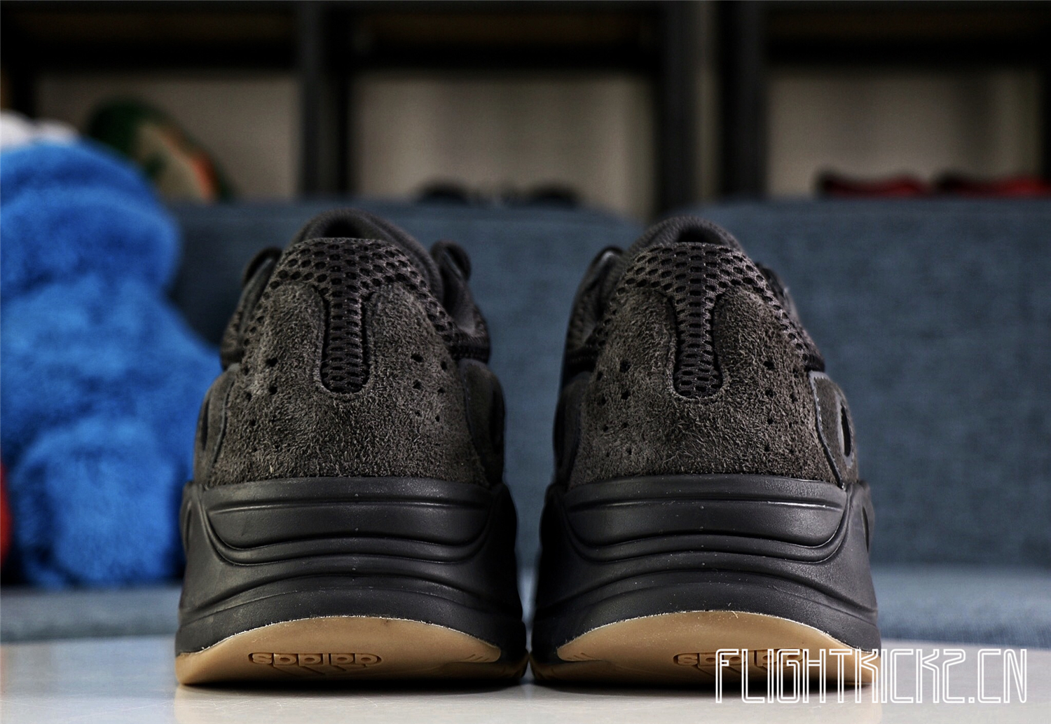 Yeezy Boost 700  Utility Black  2019