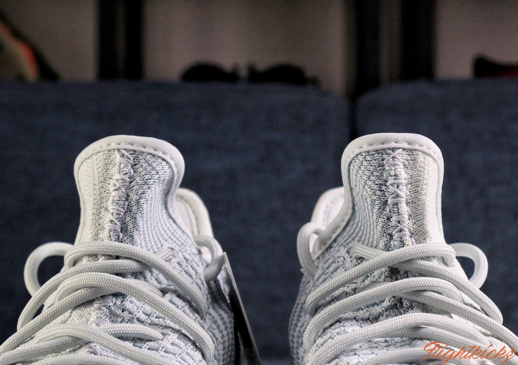 2019 Yeezy 350 V2  Cloud White  None Reflective（Ln5 A1)