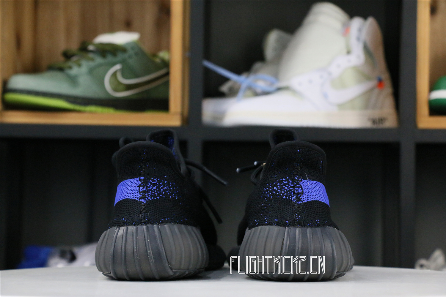 adidas Yeezy Boost 350 V2 Dazzling Blue