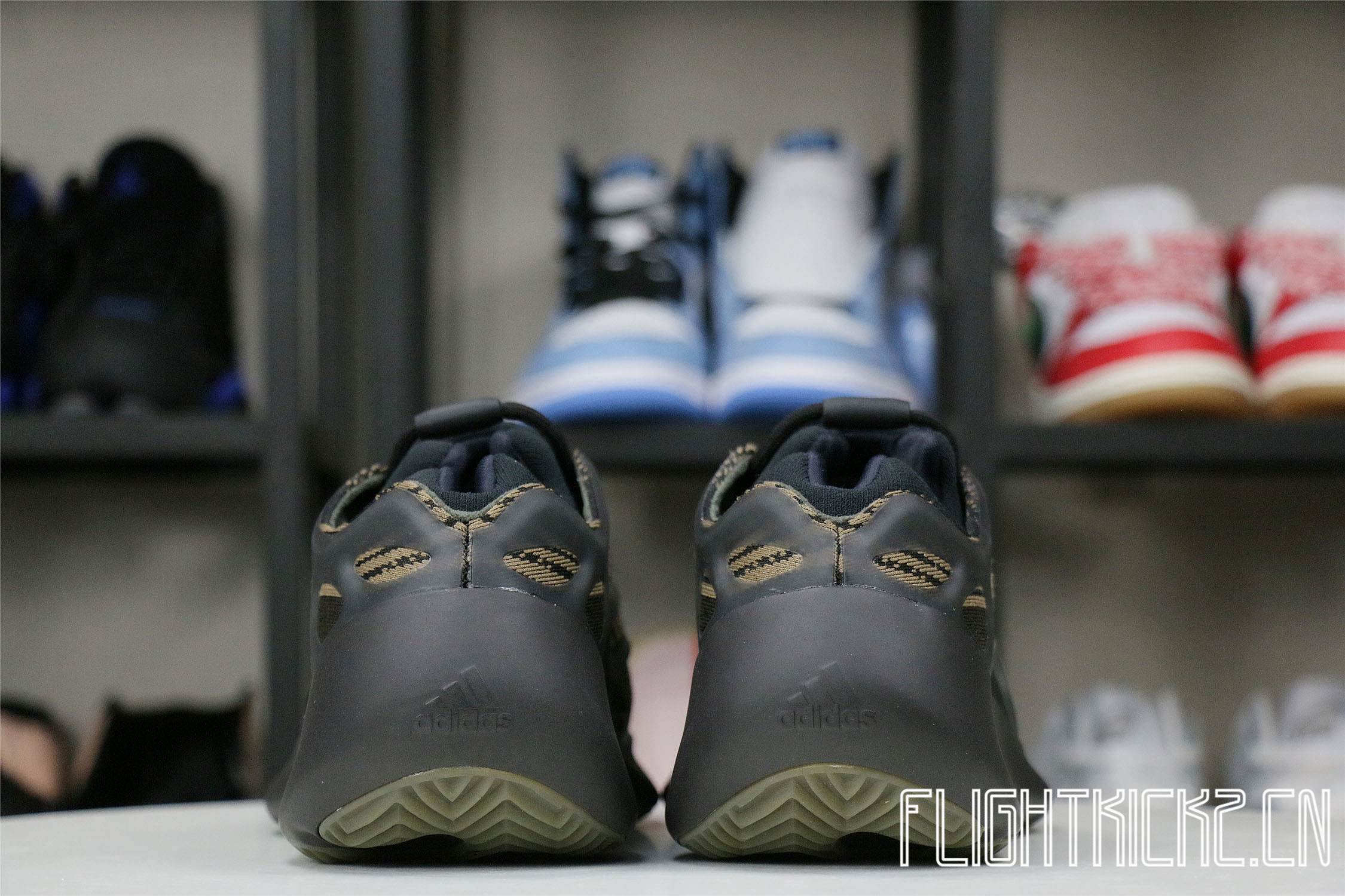 Adidas Yeezy 700 V3 Clay Brown