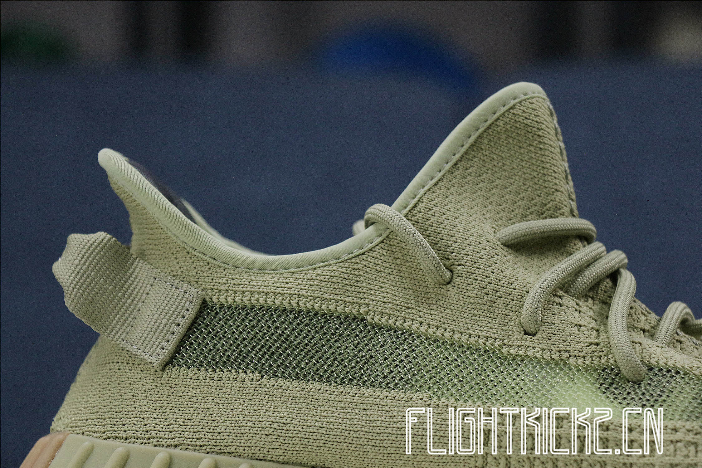 Yeezy Boost 350 V2  Sulfur  2020(LN5 A1)