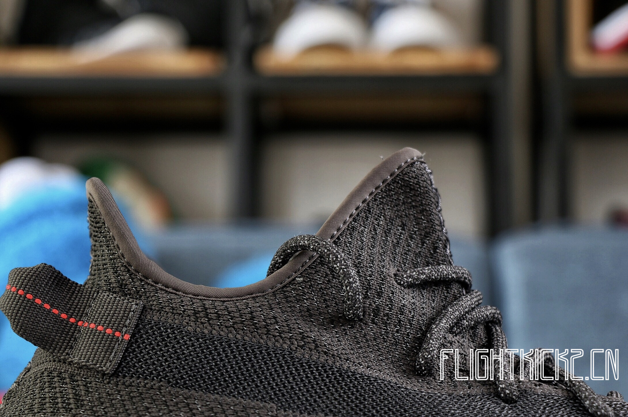 Yeezy 350 Boost V2 Black Static Black Reflective (LN5 A1)