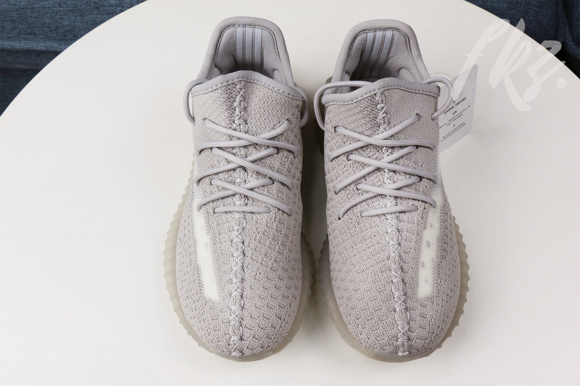 2020 Yeezy 350 V2  Tail Light  None Reflective(Ln5 A1 batch)