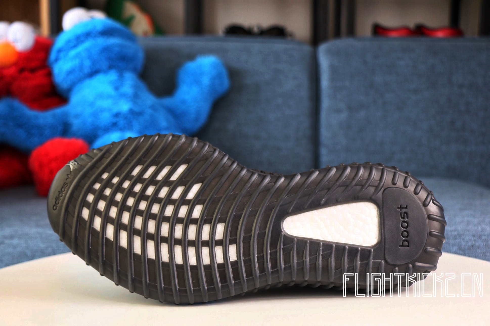 Yeezy 350 Boost V2 Black Static Black Reflective (LN5 A1)