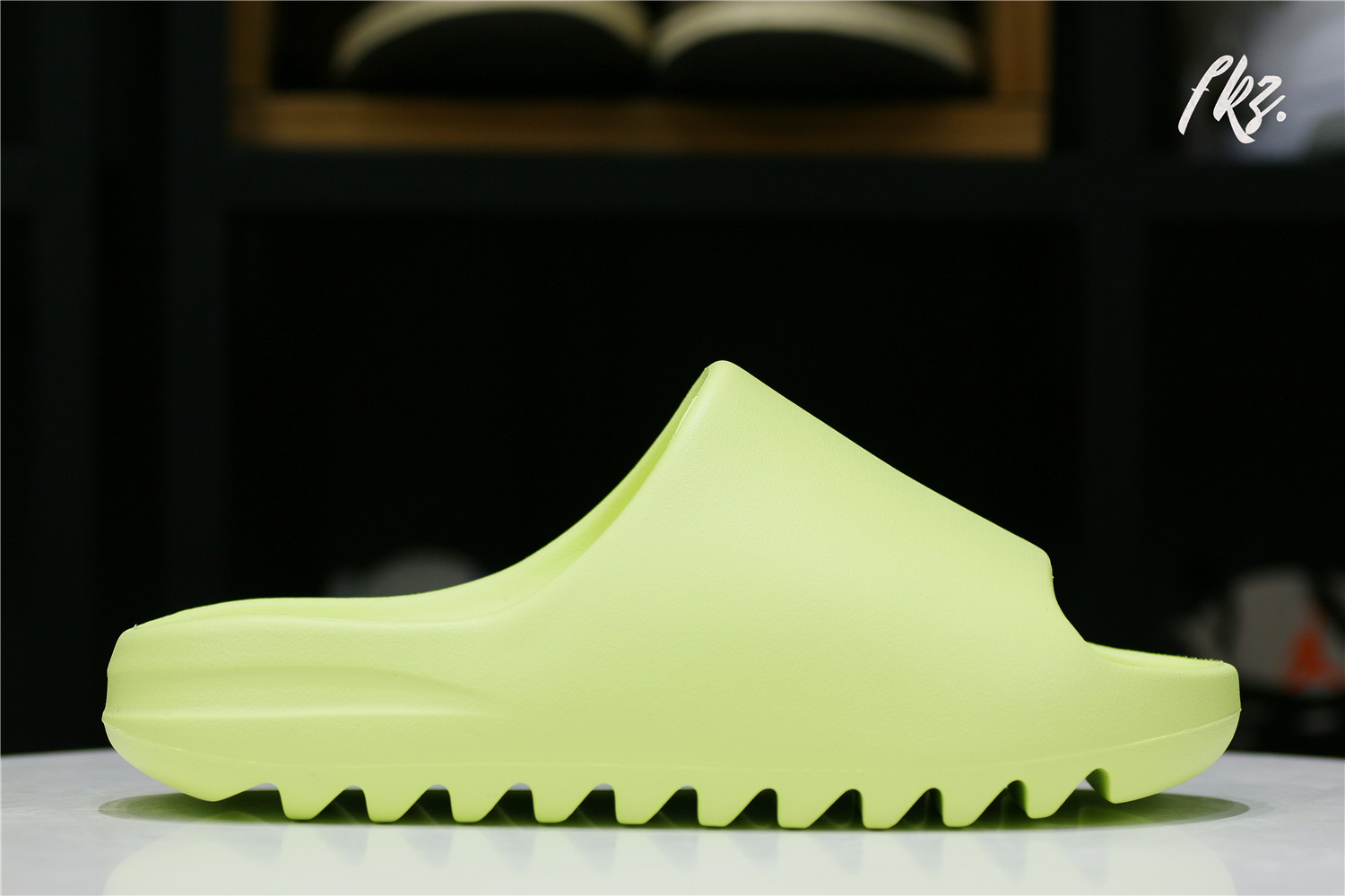 adidas Yeezy Slide Glow Green (2022) (Restock)
